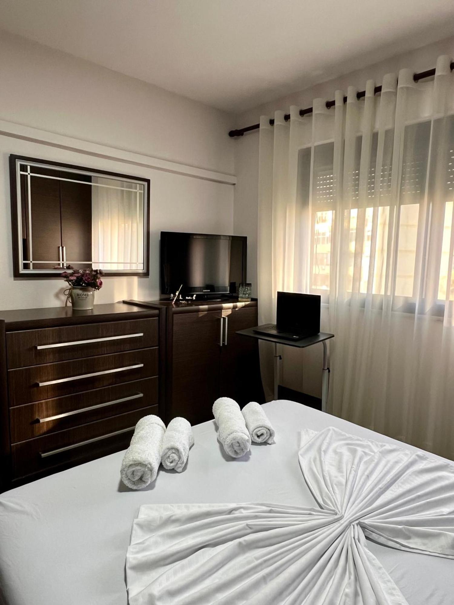 Tirana Center Tourist Apartment Exterior foto